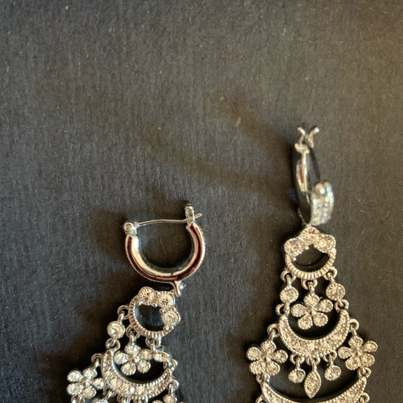 Silver beaded dangle earrings NWOT - Picture 3 of 3
